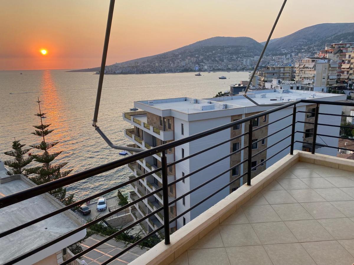Apartment With Huge Sea View Balcony Sarande Ngoại thất bức ảnh