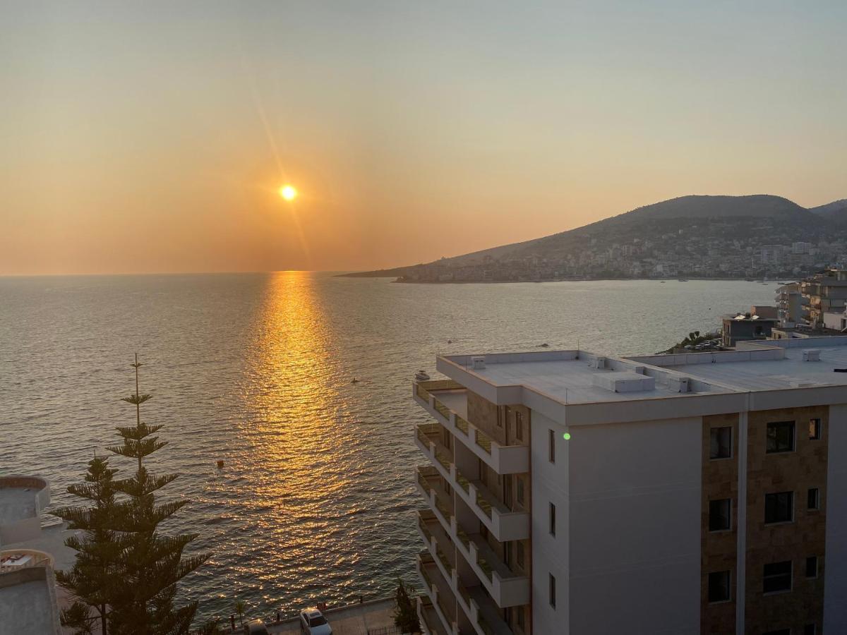 Apartment With Huge Sea View Balcony Sarande Ngoại thất bức ảnh
