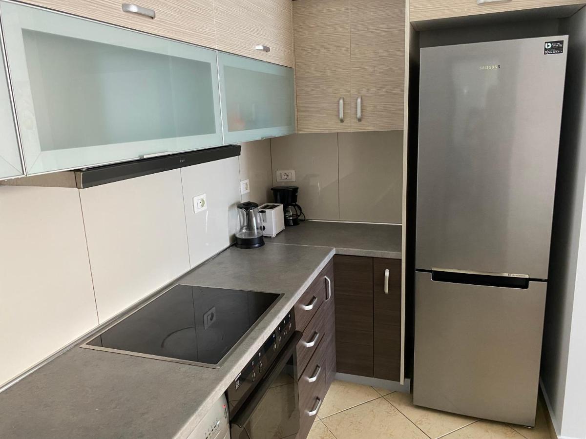 Apartment With Huge Sea View Balcony Sarande Ngoại thất bức ảnh