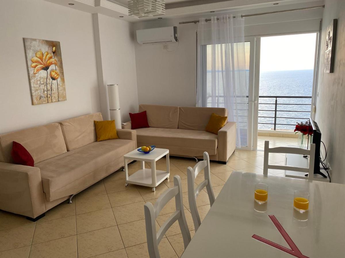 Apartment With Huge Sea View Balcony Sarande Ngoại thất bức ảnh