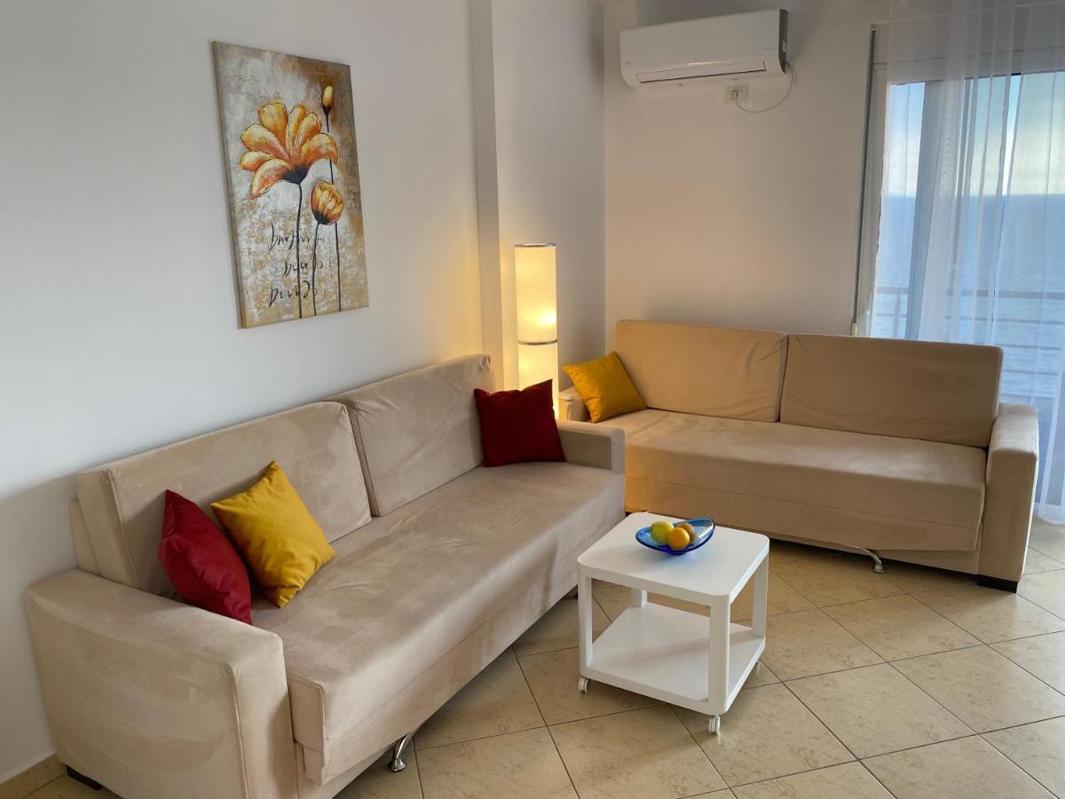 Apartment With Huge Sea View Balcony Sarande Ngoại thất bức ảnh
